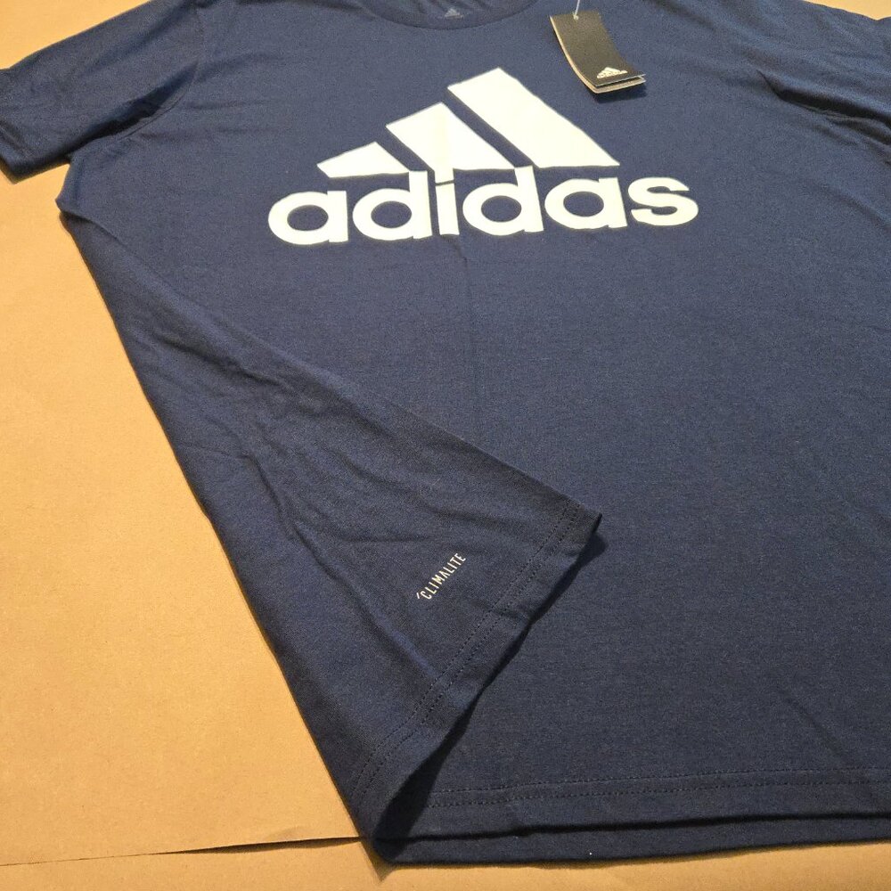 Adidas Badge of Sport Climalite T-Shirt - size: XL - Picture 2 of 9